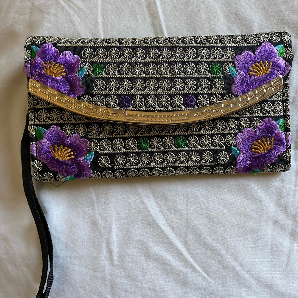 Embroidered wallet wristlet boho artsy